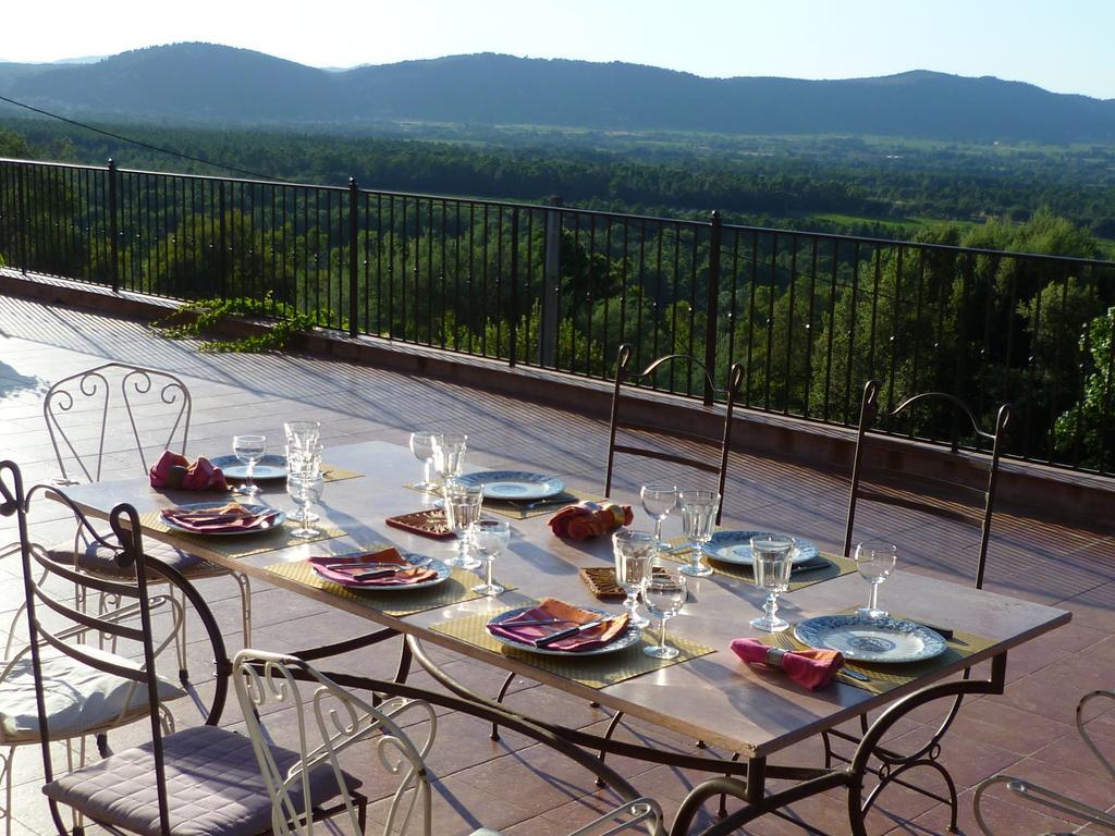 Bed And Breakfast La Maison De Nathalie Les Mayons 외부 사진