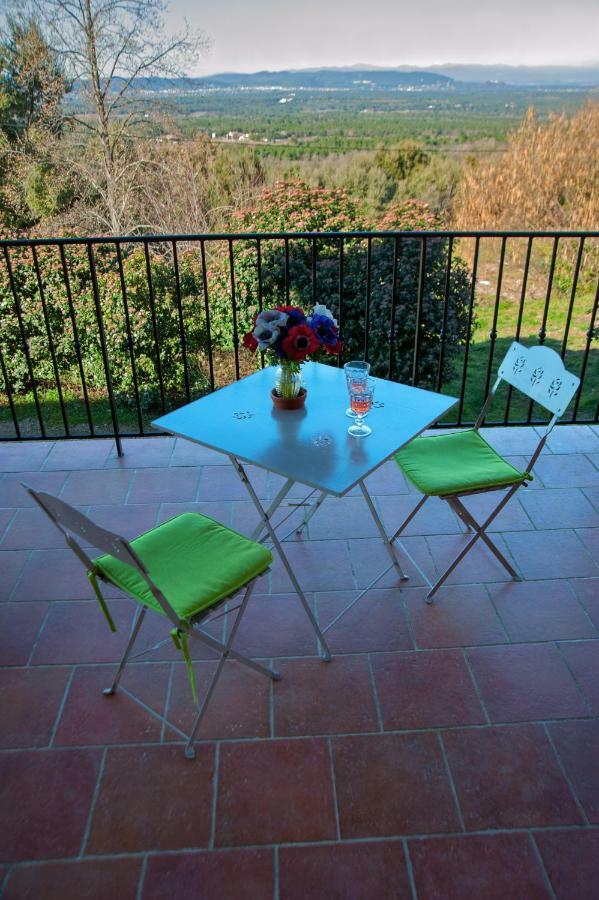Bed And Breakfast La Maison De Nathalie Les Mayons 외부 사진